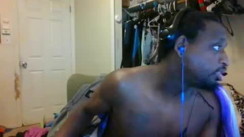 rocker n queen online show from 12/16/24, 09:20