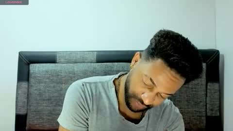 john online show from 11/08/25, 04:12