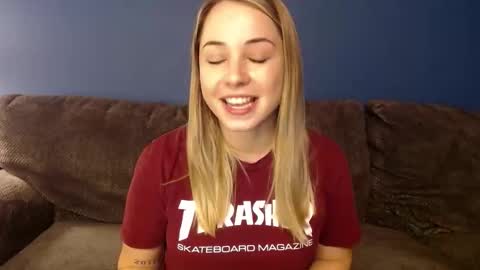 bbgirlnextdoor online show from 11/17/25, 07:19