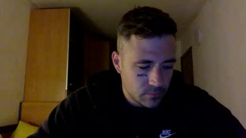 BB Namelezz online show from 11/03/25, 05:52