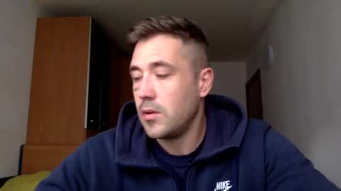 BB Namelezz online show from 11/06/25, 07:20