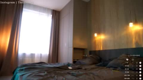 Brandon online show from 10/22/25, 08:03