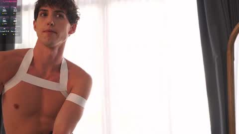 Snapshot of bbrandon_ chatting on 06/10/26, 01:06 Brandon online show from 06/10/26, 01:06