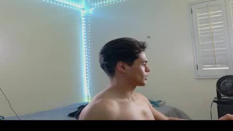 unknown online show from 10/10/25, 08:41