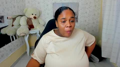 Snapshot of bbw_charlote chatting on 04/26/26, 11:52 Charlote online show from 04/26/26, 11:52