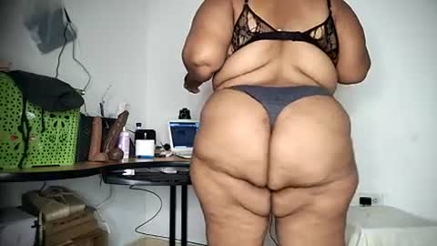 Snapshot of bbw_cindy11 chatting on 07/22/26, 08:00 Cindy online show from 07/22/26, 08:00