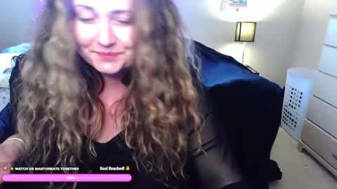 pixie online show from 01/12/26, 05:51