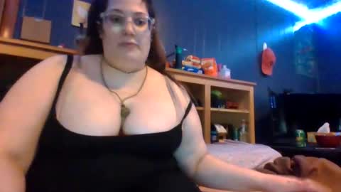 Snapshot of bbwdabkitty chatting on 11/09/25, 03:21 bbwdabkitty online show from 11/09/25, 03:21