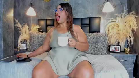 Bbwlatina01 online show from 05/31/26, 12:34
