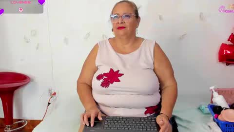 Snapshot of bbwsalome chatting on 06/16/26, 07:38 Salome online show from 06/16/26, 07:38