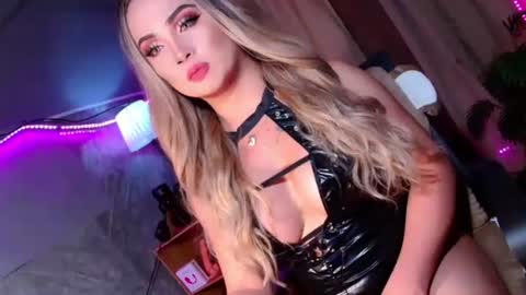 bby_lexielore69 online show from 11/09/25, 10:57