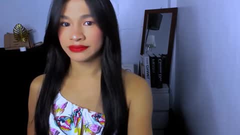 SEXY TRIO online show from 02/05/25, 10:08