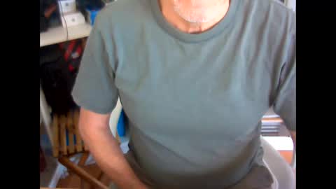Snapshot of bcn1959 chatting on 05/13/26, 09:39 bcn1959 online show from 05/13/26, 09:39