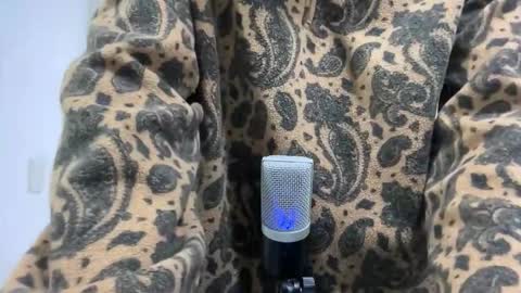 bdever7 online show from 12/04/25, 08:23