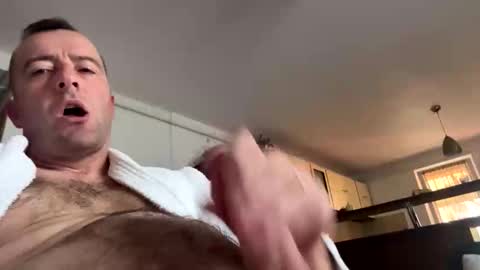 bdrvmark21 online show from 10/23/25, 01:54