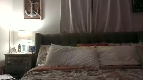 Emma online show from 05/12/26, 06:21