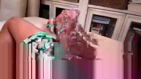 BeachGuy online show from 11/12/25, 02:39