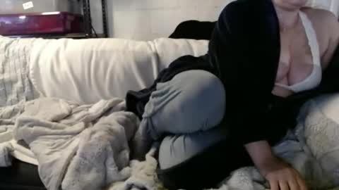 BeachyMILF online show from 02/02/26, 04:49