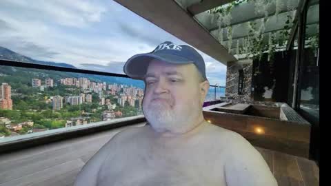 Dookie online show from 10/19/25, 02:23