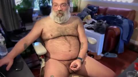 BareBear online show from 12/31/24, 04:25