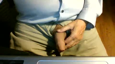 Bruno online show from 10/08/25, 09:34