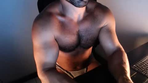 Beard Guy online show from 12/05/25, 03:37