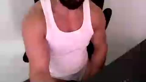 Snapshot of beard_top_guy chatting on 06/27/26, 01:50 Beard Guy online show from 06/27/26, 01:50