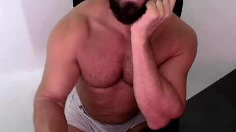 Snapshot of beard_top_guy chatting on 07/21/26, 02:52 Beard Guy online show from 07/21/26, 02:52