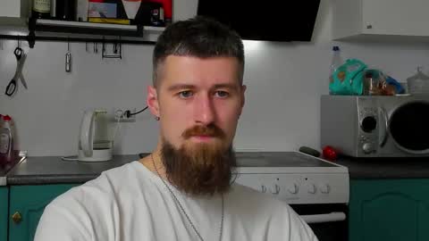 Snapshot of bearded_legend chatting on 10/15/25, 03:28 Zeus online show from 10/15/25, 03:28