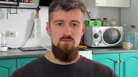 Snapshot of bearded_legend chatting on 07/02/26, 10:10 Zeus online show from 07/02/26, 10:10