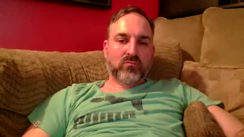 Snapshot of beardedambition chatting on 05/24/26, 12:48 beardedambition online show from 05/24/26, 12:48