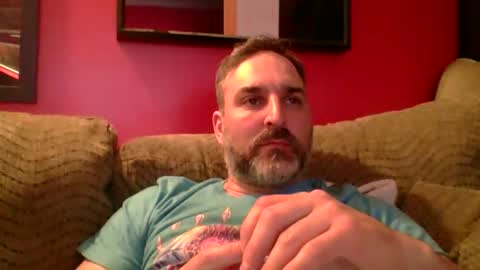 Snapshot of beardedambition chatting on 05/26/26, 01:34 beardedambition online show from 05/26/26, 01:34