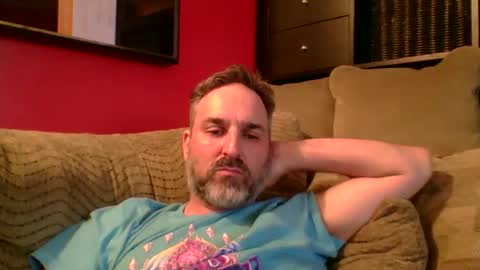 Snapshot of beardedambition chatting on 05/28/26, 01:47 beardedambition online show from 05/28/26, 01:47