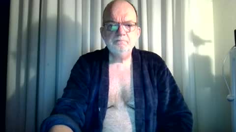 Snapshot of beardman916444 chatting on 01/17/26, 06:51 Beardman online show from 01/17/26, 06:51