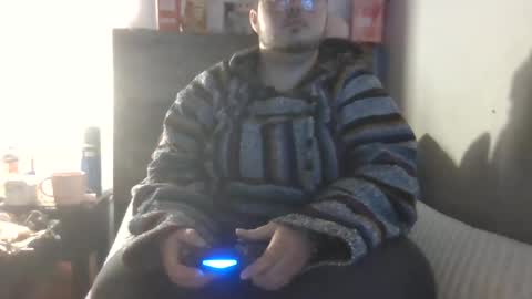 Snapshot of bearmoon820430 chatting on 09/25/25, 01:31 bearmoon820430 online show from 09/25/25, 01:31