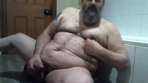 Snapshot of bearsteve75 chatting on 01/13/25, 05:02 bearsteve75 online show from 01/13/25, 05:02