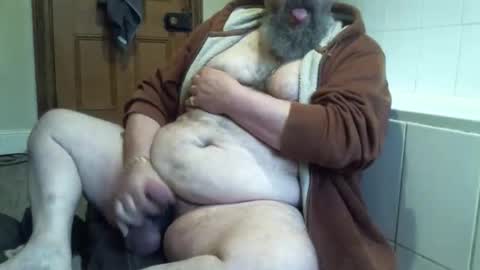 Snapshot of bearsteve75 chatting on 01/12/26, 06:57 bearsteve75 online show from 01/12/26, 06:57