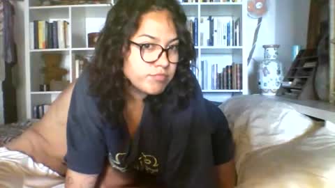 Snapshot of beasts_little_beauty chatting on 09/28/25, 01:27 Beast And His Beauty online show from 09/28/25, 01:27