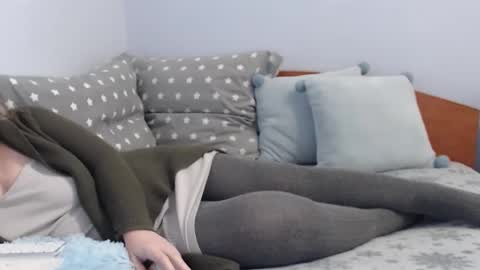 Snapshot of beatrice26 chatting on 12/06/24, 03:55 beatrice26 online show from 12/06/24, 03:55