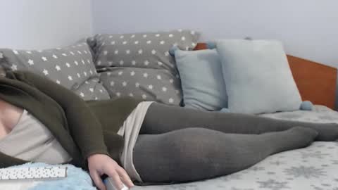 Snapshot of beatrice26 chatting on 12/13/24, 07:21 beatrice26 online show from 12/13/24, 07:21