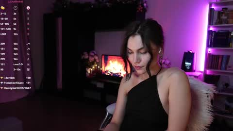 Bzzz Bea online show from 02/23/25, 02:29