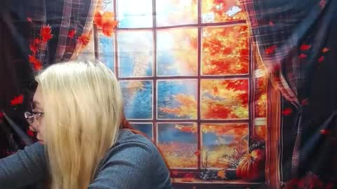 BeatriceFlyy online show from 11/11/25, 12:49