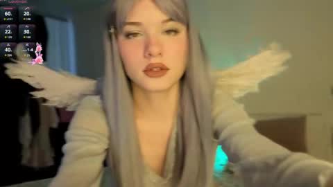Snapshot of beatricemoonlight chatting on 05/20/26, 09:04 My name is Beatrice Like my broadcast pls 3 online show from 05/20/26, 09:04