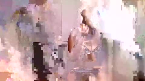 Chelsea and Raymond online show from 02/11/26, 08:41