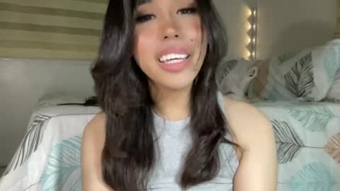 Snapshot of beautiful_lust69 chatting on 07/24/26, 04:27 Sweet Aya online show from 07/24/26, 04:27