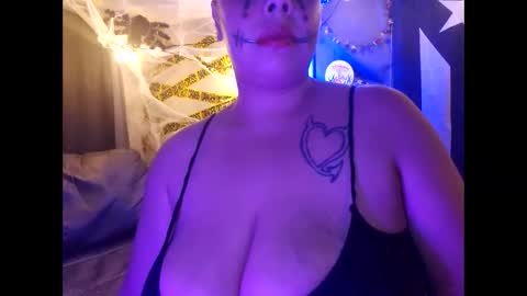 MONSTAHEAD69 online show from 10/22/25, 05:30
