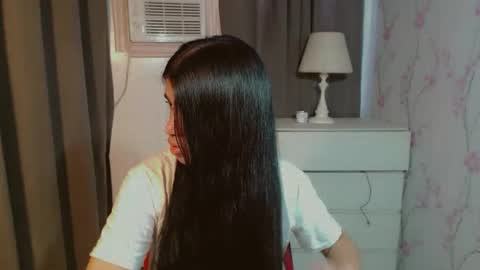 TRIXIE online show from 04/11/26, 07:56