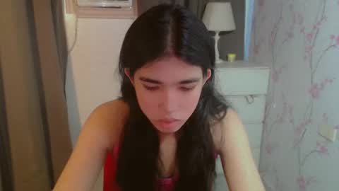 Snapshot of beautifultrixie chatting on 05/10/26, 03:23 TRIXIE online show from 05/10/26, 03:23