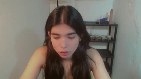 Snapshot of beautifultrixie chatting on 06/01/26, 10:17 TRIXIE online show from 06/01/26, 10:17