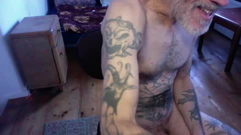 beautifulworld33 online show from 02/18/25, 11:55